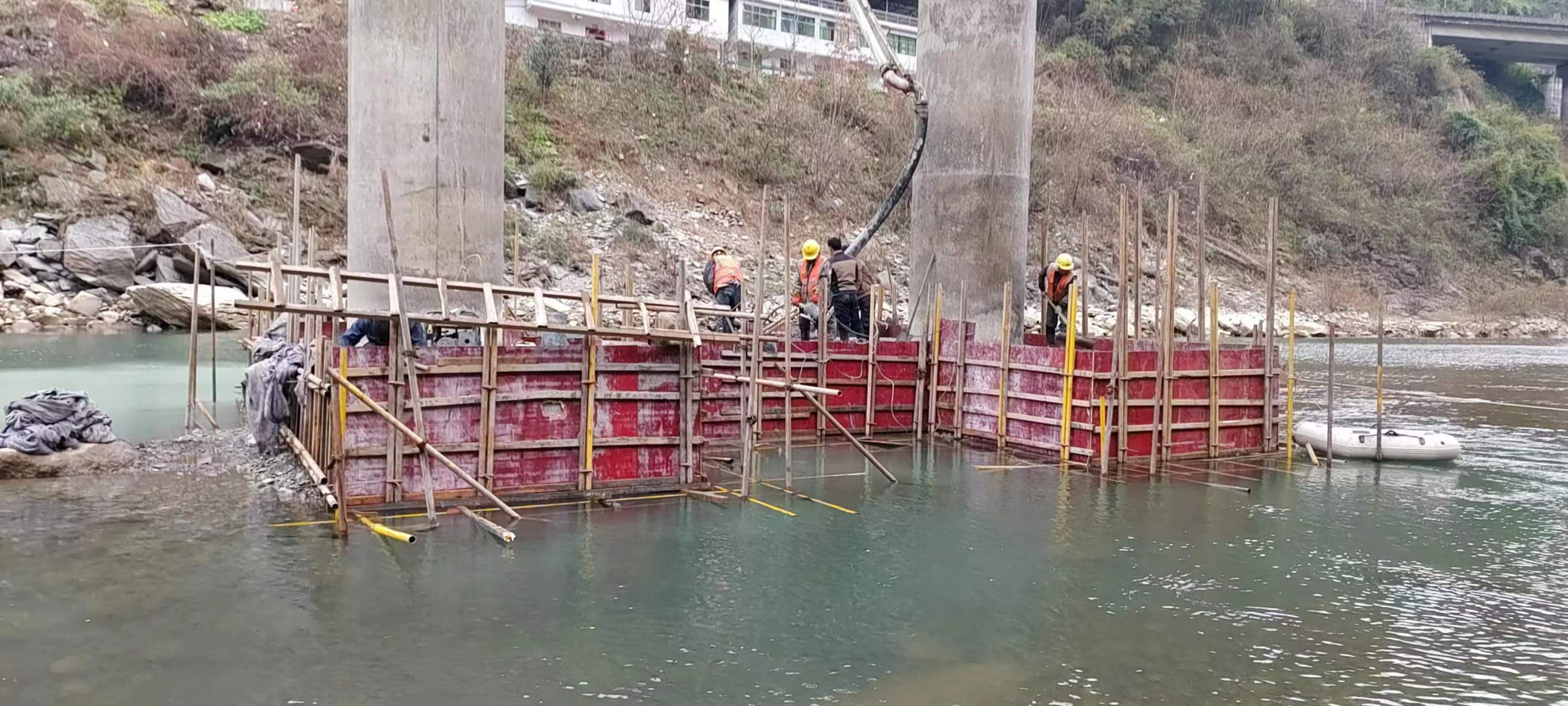 双鸭山水利工程施工中堤坝渗漏原因以及防渗加固技术